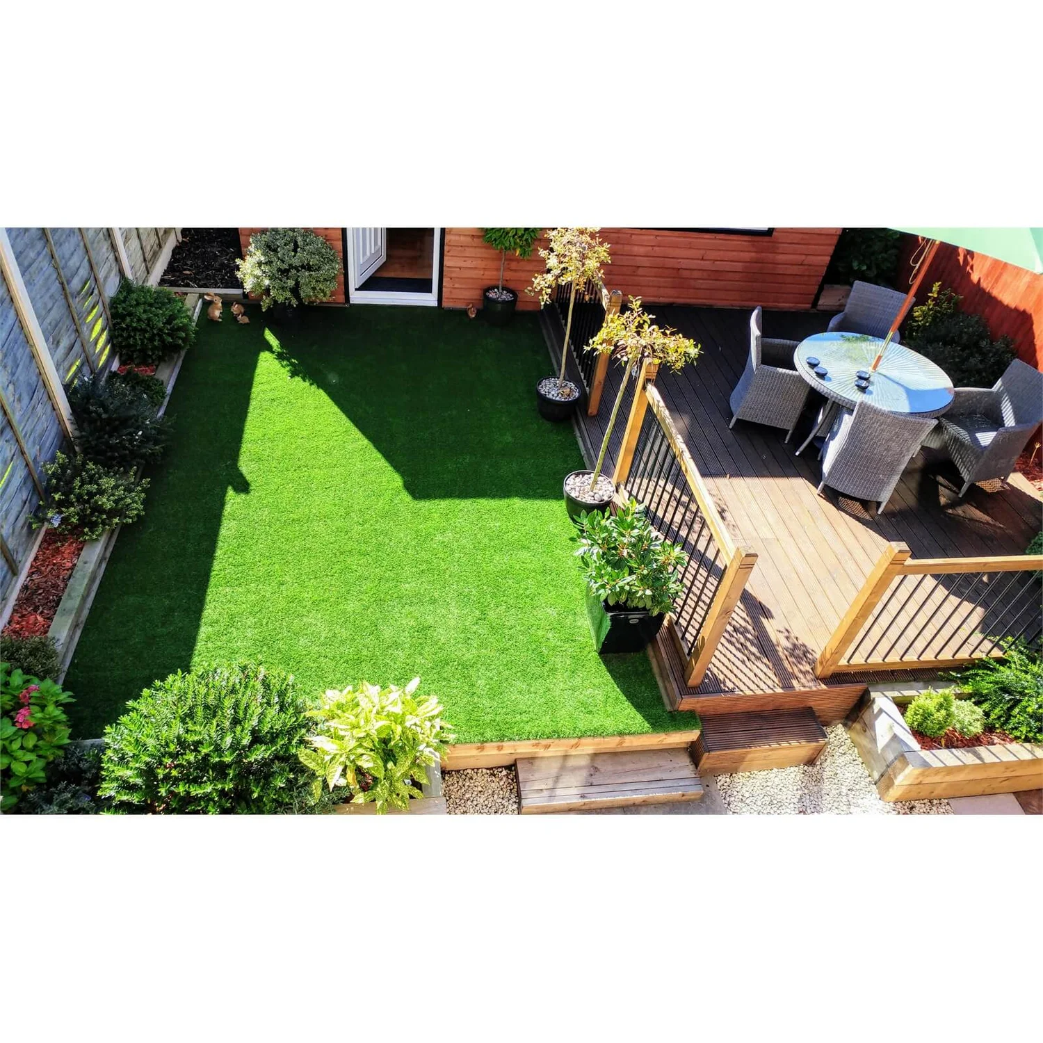 Nomow 28mm Garden Grass Artificial Grass Roll - 2m Width 6 Nomow 28mm Garden Grass Artificial Grass Roll - 2m Width - Image 6