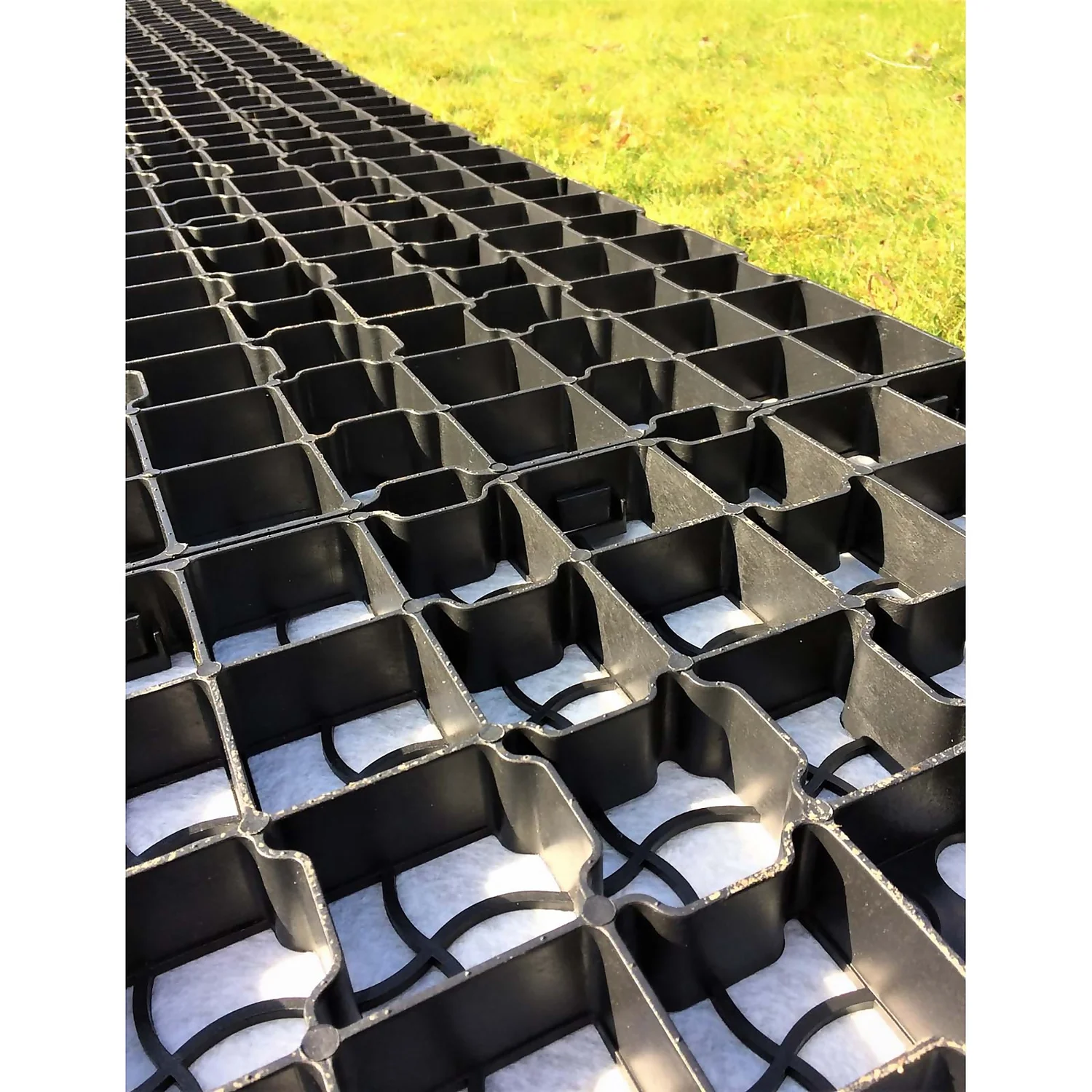 Ecobase Porous Pavers Paths - 20m2 (80 Pack) 8 Ecobase Porous Pavers Paths - 20m2 (80 Pack) - Image 8