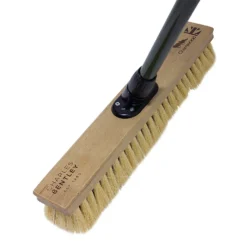 Charles Bentley Charnwood Dual Fill Wooden Broom - 450mm 5 Charles Bentley Charnwood Dual Fill Wooden Broom - 450mm -Garantia Store 12890896 8764896730090512