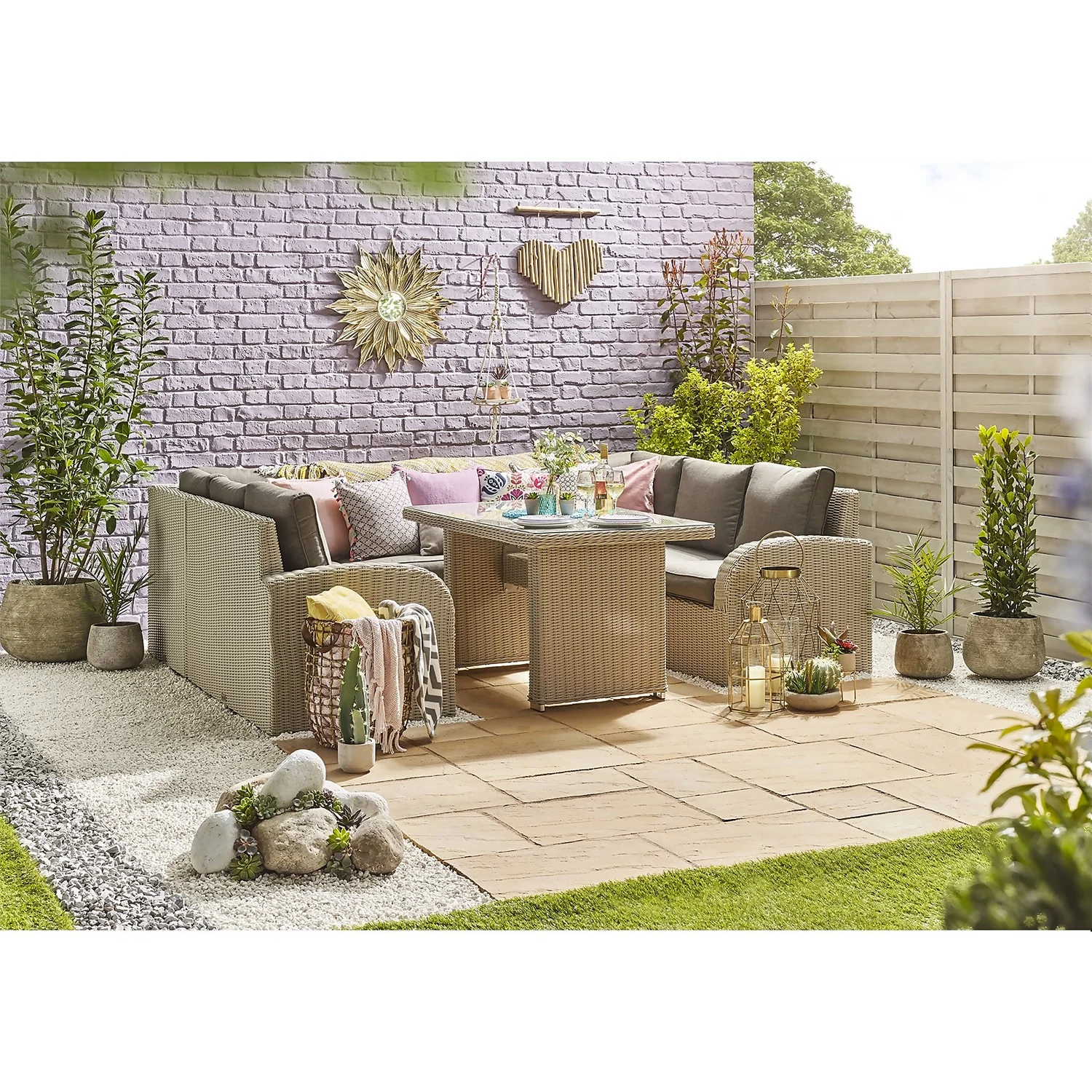 Stylish Stone Chantry Paving Patio Kit 10.22 Sqm Gold 3 Stylish Stone Chantry Paving Patio Kit 10.22 Sqm Gold - Image 3