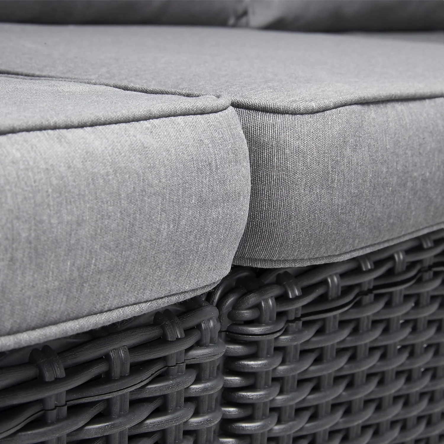 Keter California 4 Seater Outdoor Garden Furniture Chaise Lounge Set - Graphite With Grey Cushions 5 Keter California 4 Seater Outdoor Garden Furniture Chaise Lounge Set - Graphite With Grey Cushions - Image 5